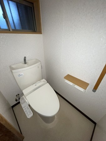 たつの市龍野町富永、中古一戸建てのトイレ画像です