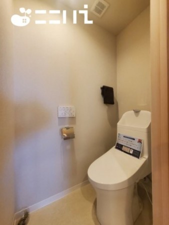 姫路市飾磨区恵美酒、マンションのトイレ画像です