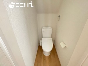 姫路市広畑区西夢前台、新築一戸建てのトイレ画像です