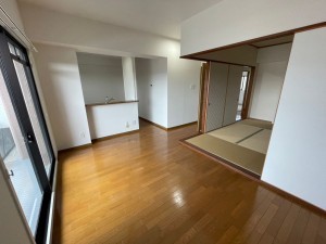 姫路市飾磨区清水、マンションの画像です