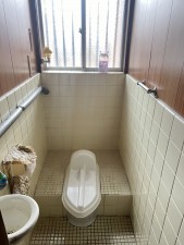 姫路市広畑区西蒲田、中古一戸建てのトイレ画像です