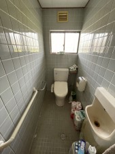 相生市那波野、中古一戸建てのトイレ画像です