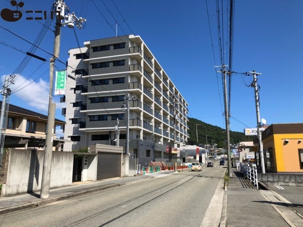 姫路市東辻井、マンションの画像です