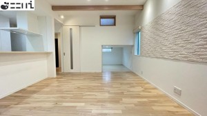 たつの市揖保川町正條、中古一戸建ての居間画像です