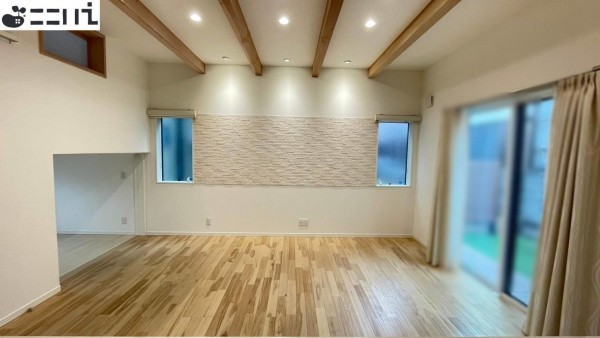 たつの市揖保川町正條、中古一戸建ての居間画像です