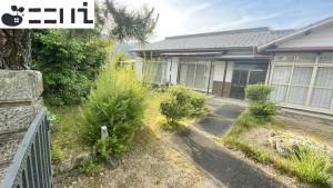 たつの市龍野町島田、中古一戸建ての玄関画像です