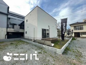 姫路市飾磨区都倉、中古一戸建ての画像です