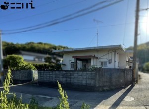 揖保郡太子町松ケ下、中古一戸建ての外観画像です