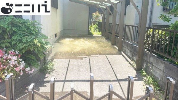 相生市山手、中古一戸建ての駐車場画像です