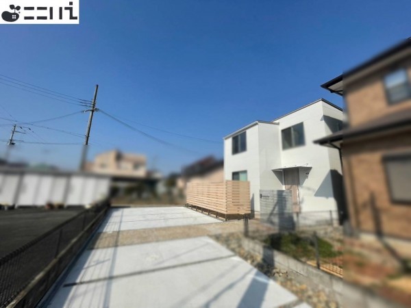 たつの市誉田町福田、新築一戸建ての駐車場画像です