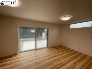 たつの市誉田町福田、新築一戸建ての居間画像です