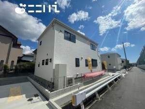 姫路市大津区長松、新築一戸建ての外観画像です