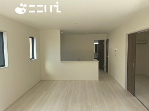 姫路市大津区長松、新築一戸建ての居間画像です