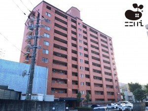 姫路市西今宿、マンションの外観画像です