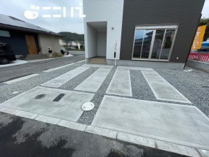 姫路市上大野、新築一戸建ての駐車場画像です