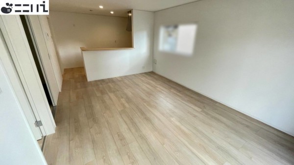 相生市佐方、新築一戸建ての居間画像です