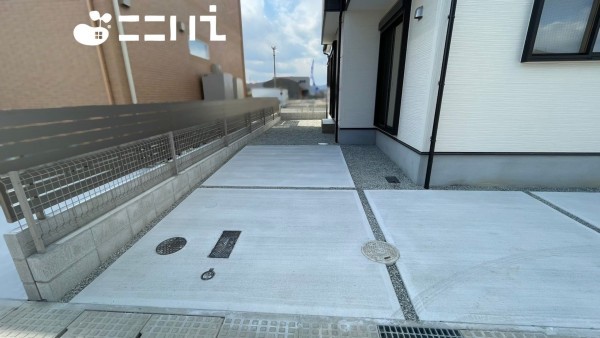 姫路市網干区高田、新築一戸建ての駐車場画像です