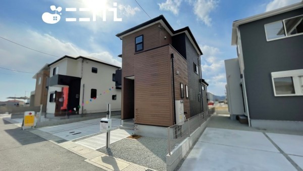 姫路市網干区高田、新築一戸建ての外観画像です