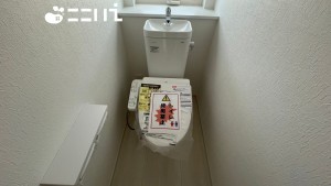 姫路市網干区高田、新築一戸建てのトイレ画像です