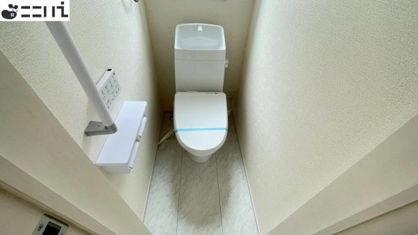 相生市古池本町、新築一戸建てのトイレ画像です