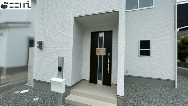 相生市古池本町、新築一戸建ての玄関画像です