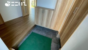 姫路市飾磨区付城、新築一戸建ての玄関画像です
