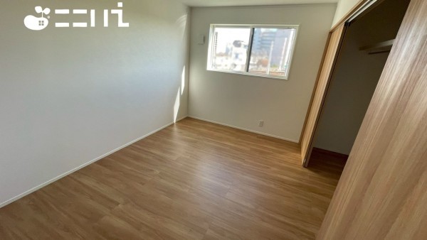 姫路市飾磨区付城、新築一戸建ての寝室画像です