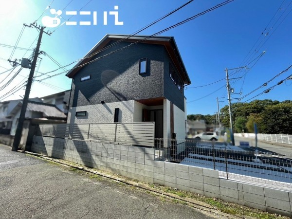 姫路市西今宿、中古一戸建ての外観画像です