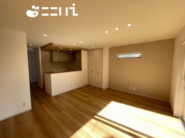 姫路市西今宿、中古一戸建ての居間画像です