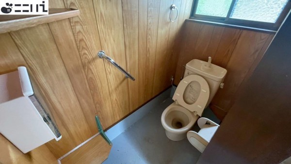 相生市若狭野町寺田、中古一戸建てのトイレ画像です