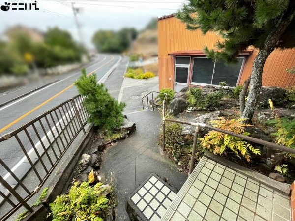 相生市垣内町、中古一戸建ての玄関画像です