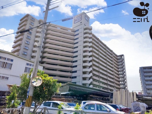姫路市東今宿、マンションの外観画像です