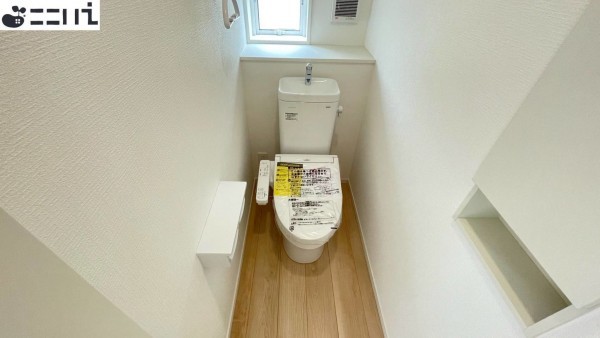 たつの市揖保川町正條、新築一戸建てのトイレ画像です