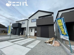 姫路市広畑区才、新築一戸建ての外観画像です