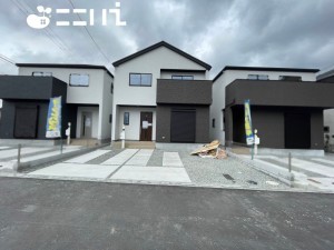 姫路市広畑区才、新築一戸建ての外観画像です