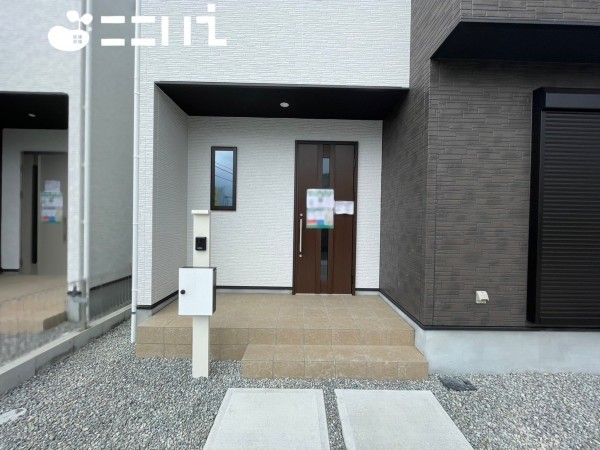 姫路市広畑区才、新築一戸建ての外観画像です