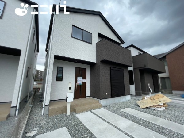 姫路市広畑区才、新築一戸建ての外観画像です