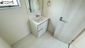 たつの市龍野町末政、新築一戸建ての洗面画像です