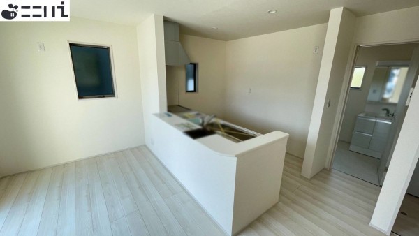 たつの市龍野町末政、新築一戸建てのキッチン画像です