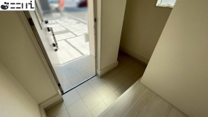 たつの市龍野町末政、新築一戸建ての玄関画像です