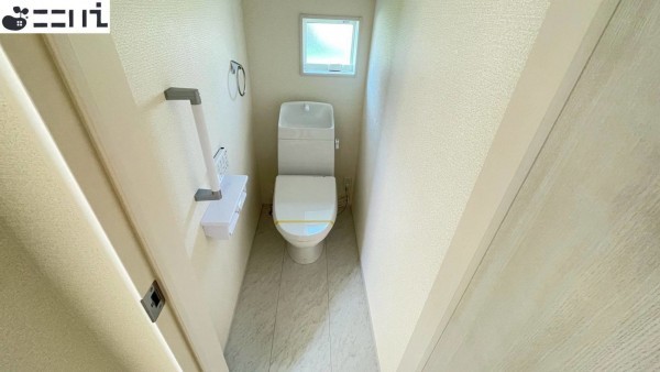 たつの市龍野町末政、新築一戸建てのトイレ画像です
