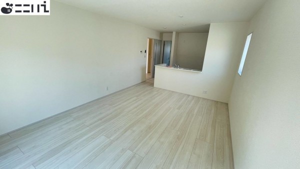たつの市龍野町末政、新築一戸建ての居間画像です