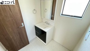 たつの市龍野町末政、新築一戸建ての洗面画像です