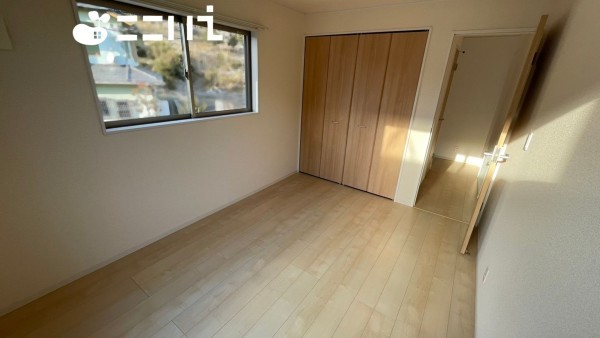 姫路市苫編、中古一戸建ての子ども部屋画像です