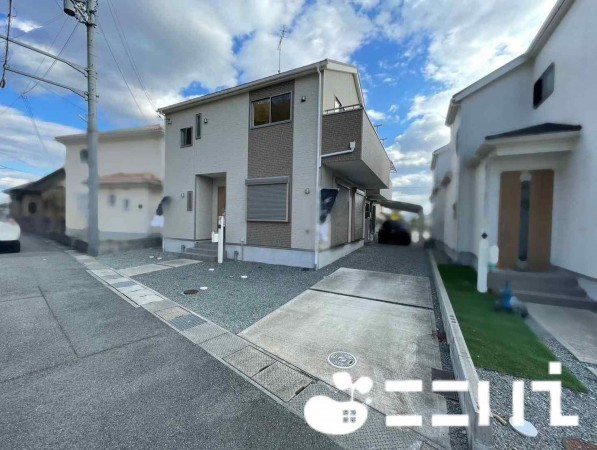 姫路市苫編、中古一戸建ての外観画像です