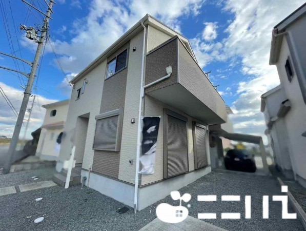 姫路市苫編、中古一戸建ての外観画像です