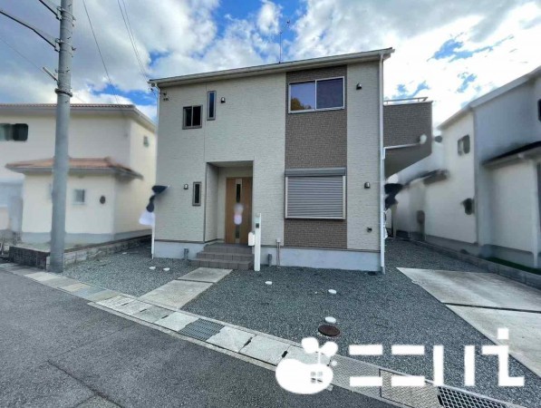 姫路市苫編、中古一戸建ての外観画像です