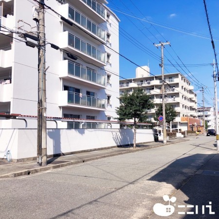 姫路市飾磨区恵美酒、マンションの画像です