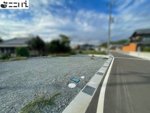 たつの市誉田町福田、土地の前面道路を含む現地写真画像です