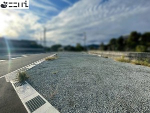 たつの市誉田町福田、土地の前面道路を含む現地写真画像です